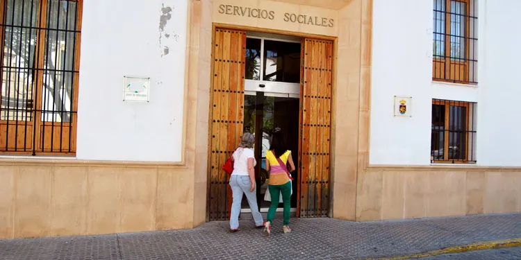 El confinamiento obliga a redoblar los esfuerzos a los Servicios Sociales de Utrera