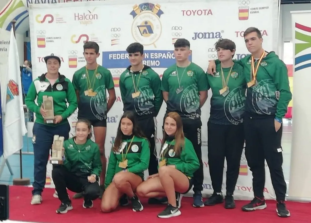 REM: 11 medalles per catalans en campionats nacionals de rem