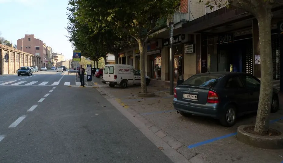 Problemes de convivència a la zona del Pont per l'ocupació d'un edifici a la carretera de Manresa