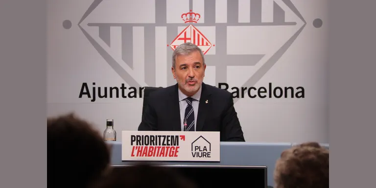L'Ajuntament de Barcelona vol acabar amb els pisos turístics en cinc anys
