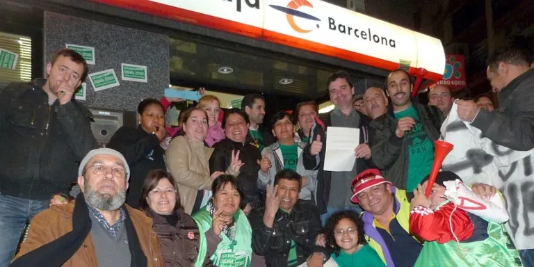 La PAH Rubí organitza aquesta nit un sopar per recaptar fons