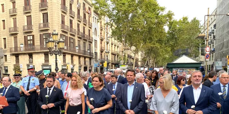 L’alcalde de Cambrils participa en l’acte d’homenatge a les víctimes del 17 d’agost de 2017 celebrat a Barcelona