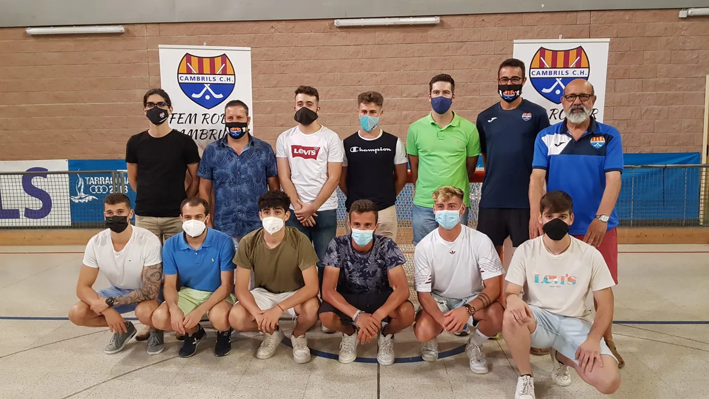 El Cambrils Club Hoquei es retroba amb la victòria davant el Montbui