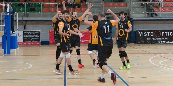 El CEVOL Torredembarra brilla i guanya davant el Mediterráneo Castellón (3-0)