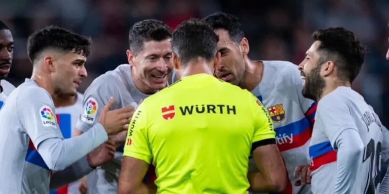 El Barça no callarà: recurs davant la sanció de Lewandowski