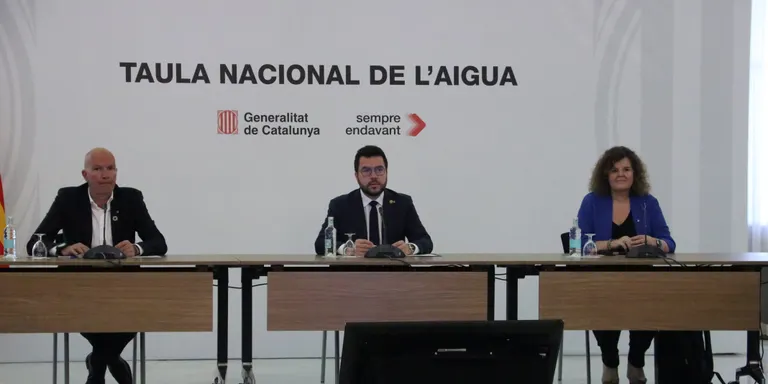 Aragonès fa una crida al consens per "construir de nou les bases i els usos" dels recursos hídrics a Catalunya