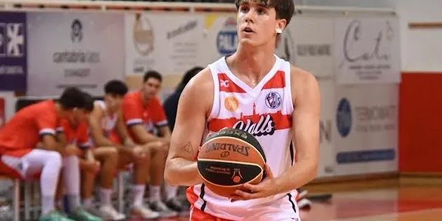Raül Neila, primer jugador renovat pel CB Valls per a la temporada 2025-2026