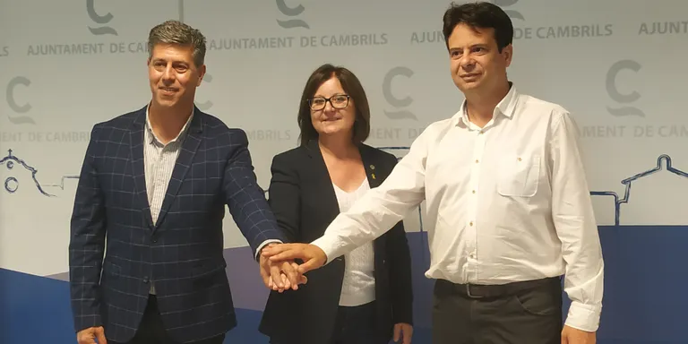 L’oposició municipal de Cambrils i Nou Moviment Ciutadà presenten una moció de censura contra l’alcaldessa Camí Mendoza