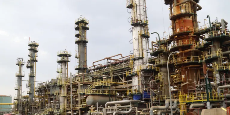 Dos ferits en un incident al complex industrial de Repsol a Tarragona