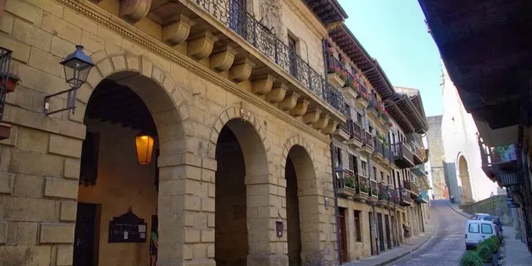 EL AYUNTAMIENTO DE HONDARRIBIA APOYA EL DÍA LGTBIQ