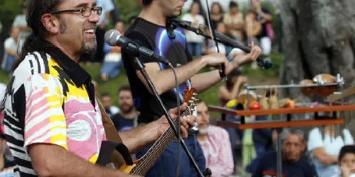 Els espectacles infantils omplen els carrers d'Arenys