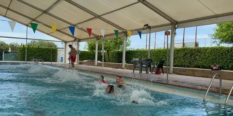 Una part de la piscina serà per a esbarjo, també entre setmana
