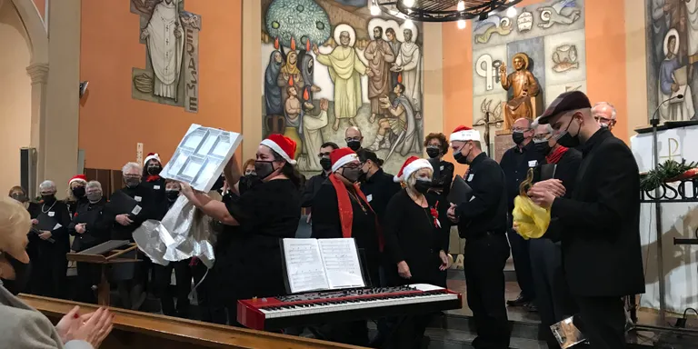 Resum del concert de Nadal de la Coral Riudebitlles el diumenge 2 de gener a la Parròquia de sant Pere de Riudebitlles.