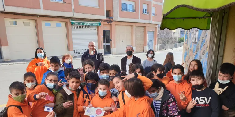 Neix un projecte per donar seguretat als infants que van a peu a l’escola