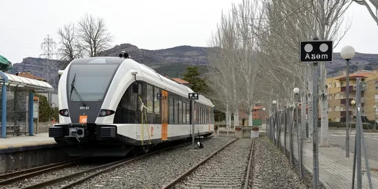 Els alcaldes del Jussà reclamen a la Generalitat l'entrada immediata en funcionament del tren de la Pobla