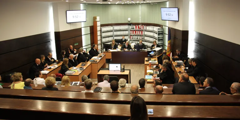 El primer judici pel 'cas BPA' es reprendrà el 15 d'octubre