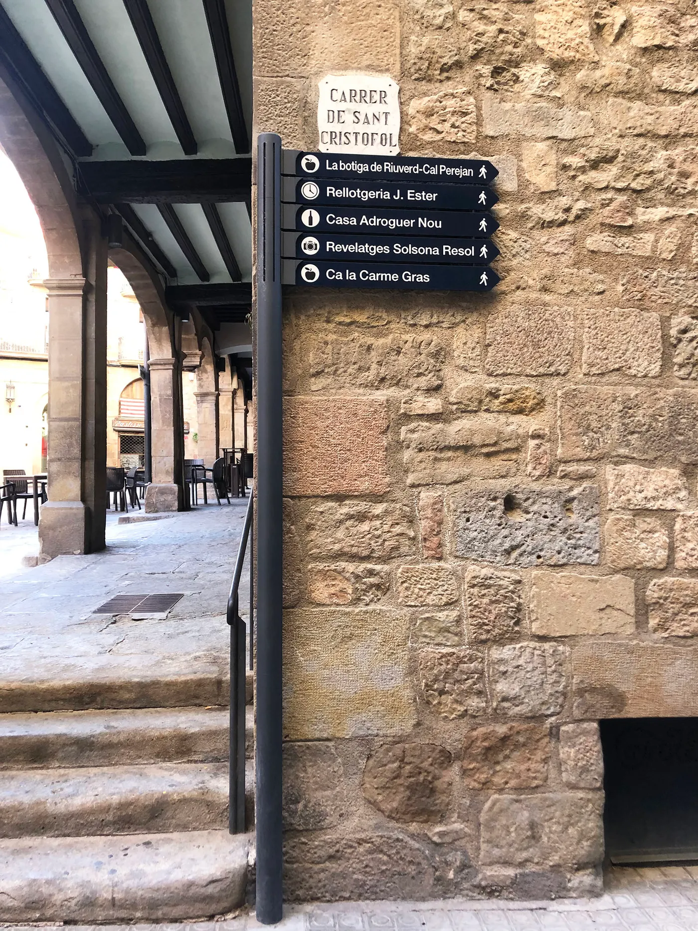 Solsona ampliarà la senyalització comercial integrada amb informació d'una cinquantena d'establiments