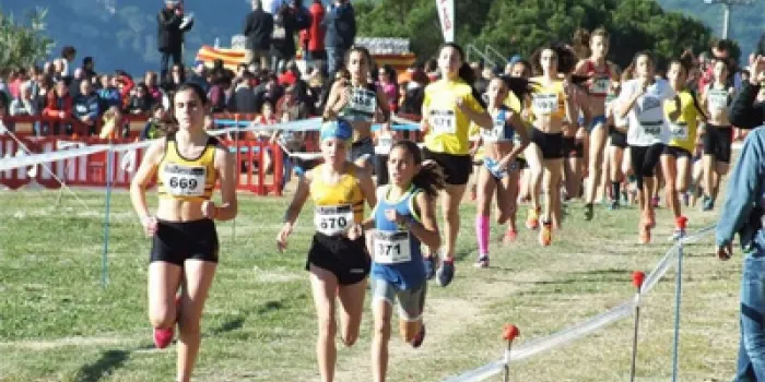 Bons resultats per la Penya Apa Anem-hi al Cros Ciutat de Mataró, tot i que cap atleta va pujar a podi