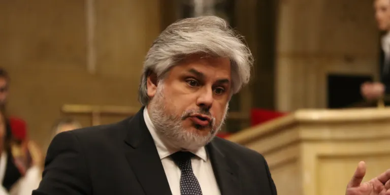 Junts empeny Aragonès a convocar eleccions: "Reflexioni si val la pena aguantar aquesta agonia. La coherència té premi"