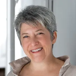 Entrevistes de la Justa del 27/10/2020 — Entrevista a Maria Helena Tolosa: Encarar el curs escolar 2020-2021 sense por i amb il·lusió - episode art