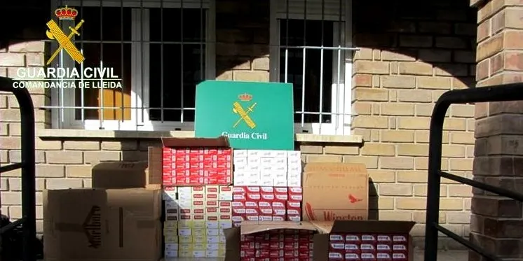Comís de 3.000 paquets de tabac en un control a Peramola