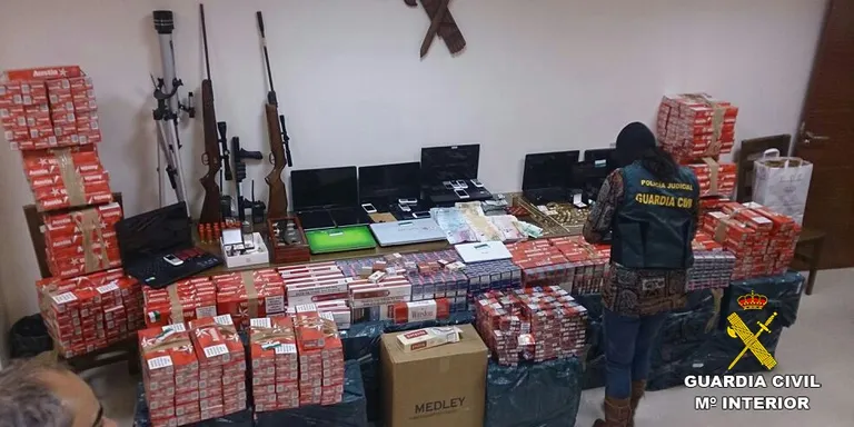 Desarticulada una organització criminal dedicada al contraban de tabac