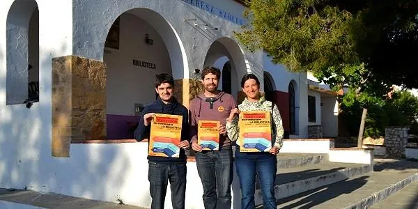 L’EINA celebra el Sant Jordi amb una jornada reivindicativa per mantenir l'espai de la Biblioteca