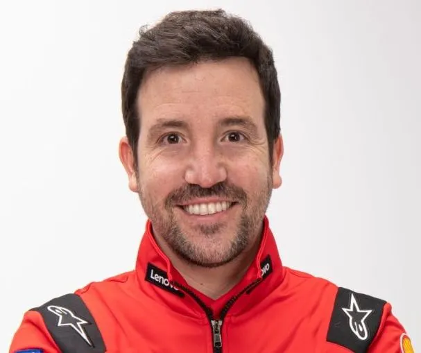 Coneixem el vilassarenc Artur Vilalta, cap de comunicació de l’equip Ducati Lenovo de Moto GP