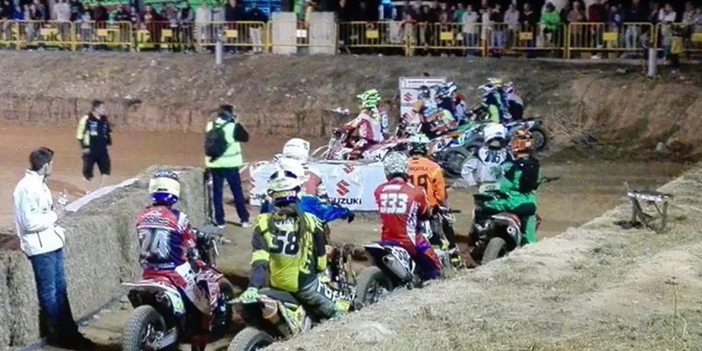 Bon paper dels pilots agramuntins al tercer Dirt Track d'Agramunt