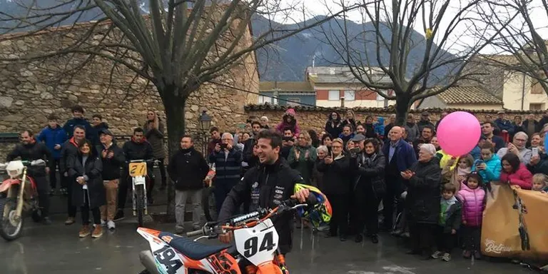 Coll de Nargó lliura la insígnia de la vila a Jaume Betriu per la victòria 'Rookie' al Dakar 2020