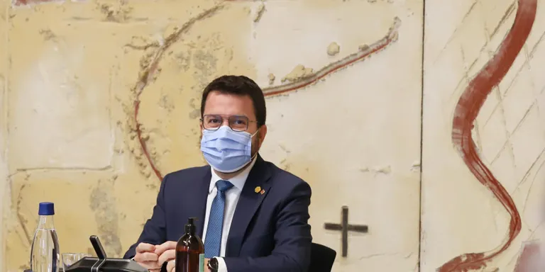 Aragonès demana per carta a Sánchez "més implicació" per resoldre la situació a Rodalies i el traspàs del servei