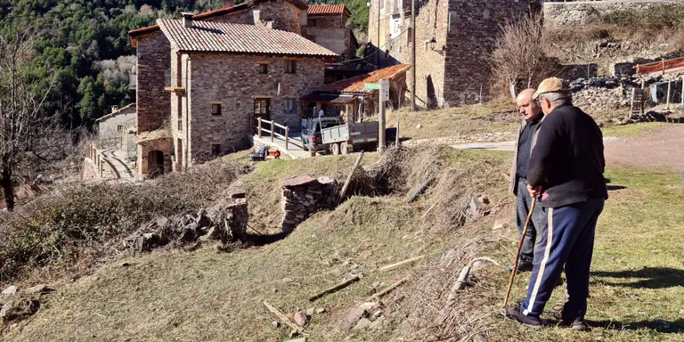 L'únic poble del Pallars Sobirà amb carretera de terra reclama que s'asfalti per tenir un accés digne