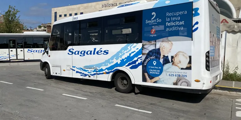 Els autobusos de l’empresa Sagalés que operen a Caldes ja tenen operatiu el sistema de la T-Mobilitat