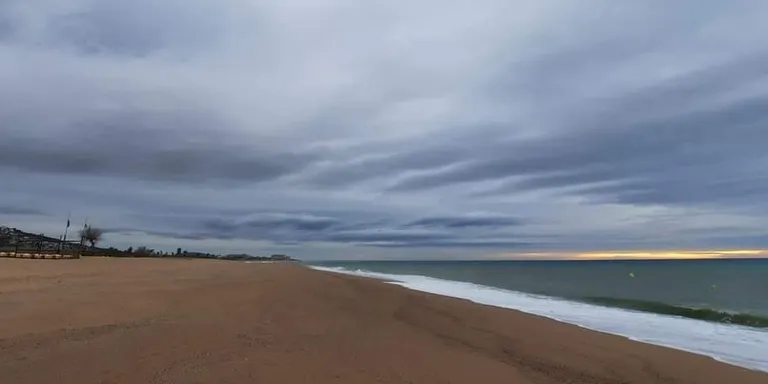 Ambient més fresc i de núvols baixos