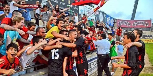El CF Reus d’Alberto Benito té aquest diumenge contra el Ràcing de Santader una cita amb la història