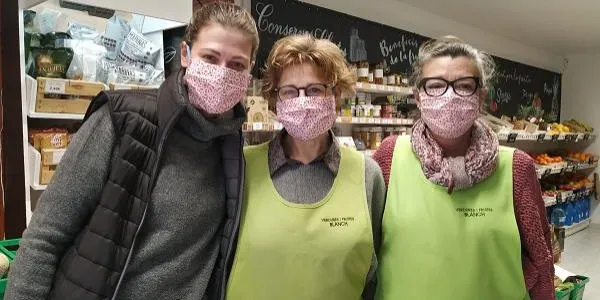 L’Ajuntament d’Altafulla fa entrega de mascaretes als comerços locals