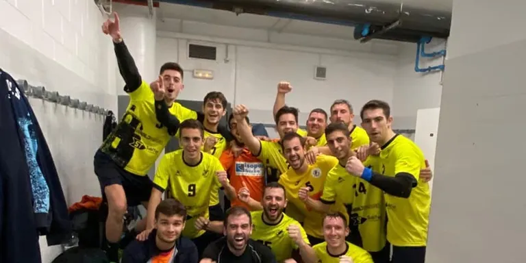El CH Cambrils s’imposa al Vilanova i la Geltrú i suma la tercera victòria de la temporada