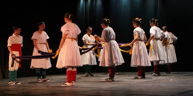 Aquest diumenge la ballada de Rams de l'Esbart torna a la Sala Gran del Centre, quatre anys després