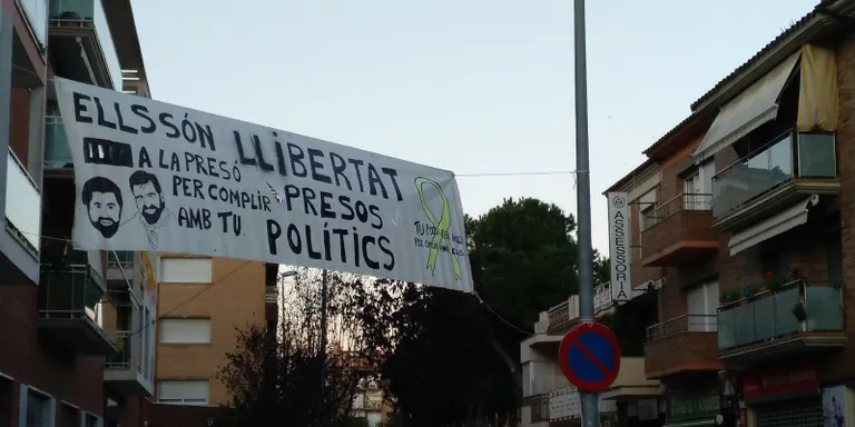 Partits i entitats sobiranistes organitzen autocars per la manifestació de dissabte a Barcelona