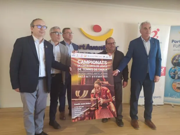 El C. Català de Joves de Tennis Taula estrena els dobles a Valls
