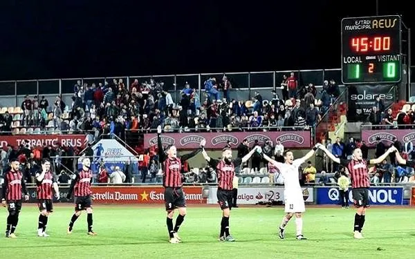 Alberto Benito torna a brillar a les files del Reus amb una victòria per 1 a 0 contra el Zaragoza