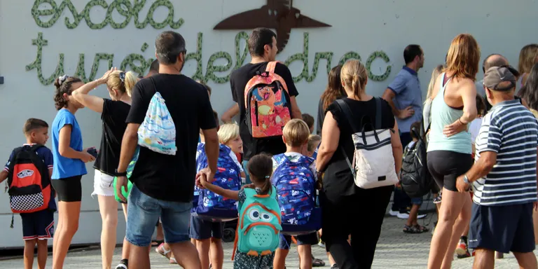 El TSJC sentencia que la immersió lingüística només es pot aplicar si hi ha dos sistemes educatius paral·lels