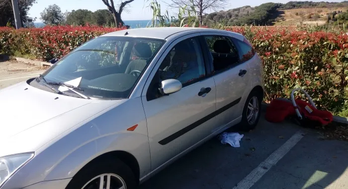 En alguns dels vehicles tambÃ© han robat a l'interior 