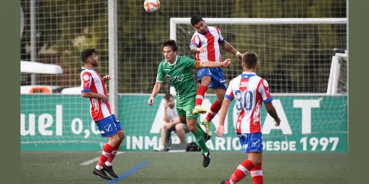 El Cornellà suma els tres primers punts golejant l'Algeciras (4-0)