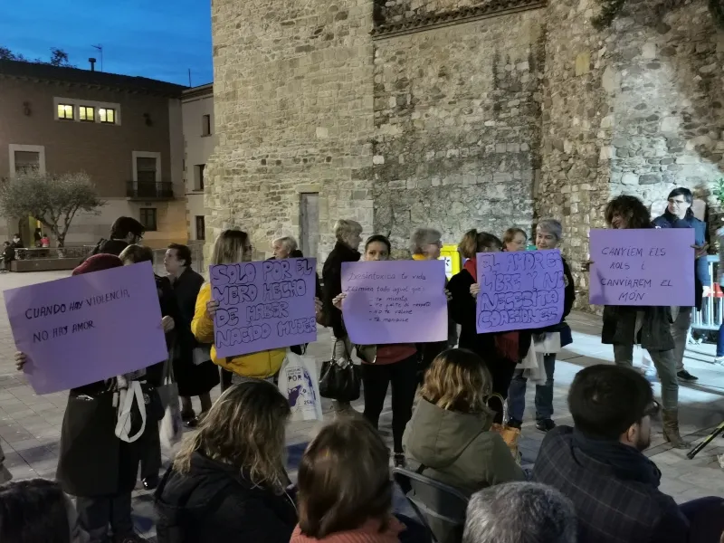 Rubí fa un clam contra la violència de gènere i reivindica el feminisme