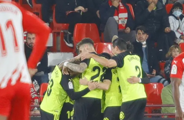 Ni el VAR d'Almeria pot destronar el Girona FC (0-1)