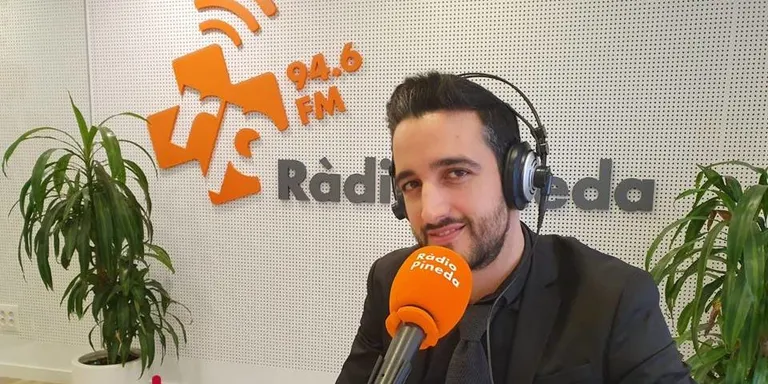 Ràdio Pineda ha entrevistat a l'autor Javier Ghoma