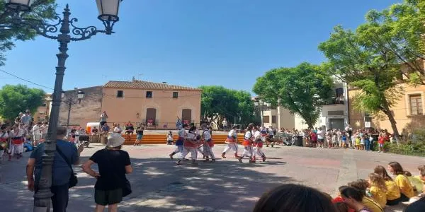 Torredembarra esclata en el dia de Santa Rosalia