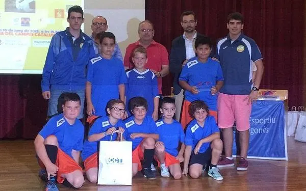 El conjunt Benjamí Masculí del CFS Altafulla, sotscampió del programa dels Jocs Esportius Escolars de Catalunya