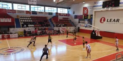 El CB Valls masculí tanca la lliga EBA amb una meritòria tercera posició